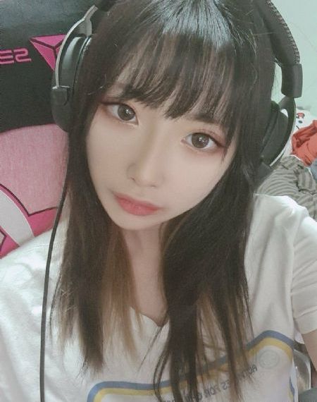 被催眠的少妇