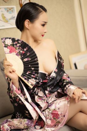 六朝怪谈1979之马女