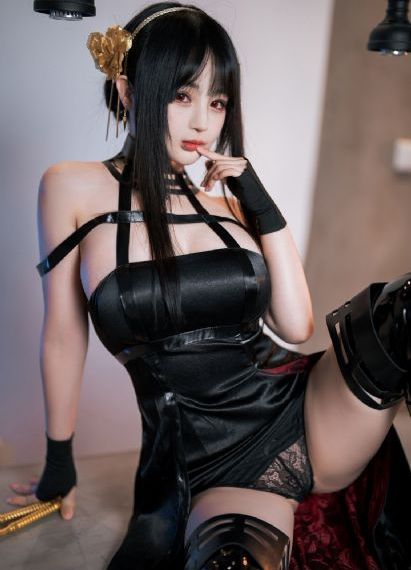 莫妮卡贝鲁奇情事